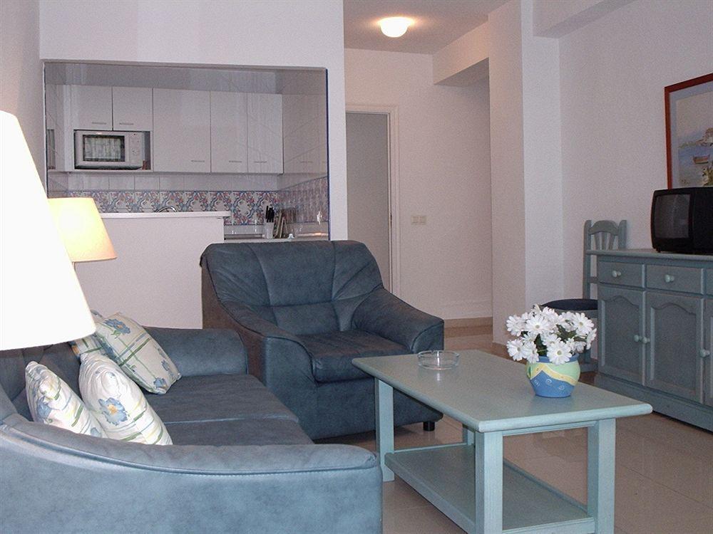 Apartamentos El Velero Torremolinos Exteriör bild