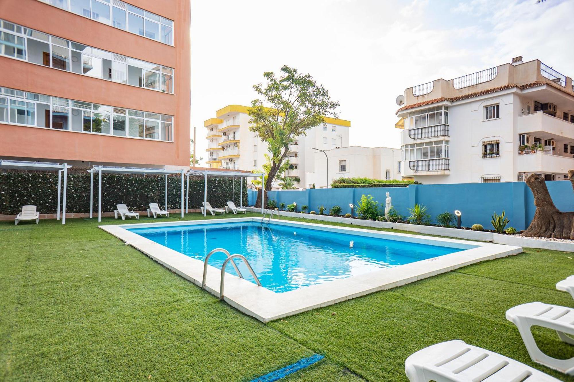 Apartamentos El Velero Torremolinos Exteriör bild