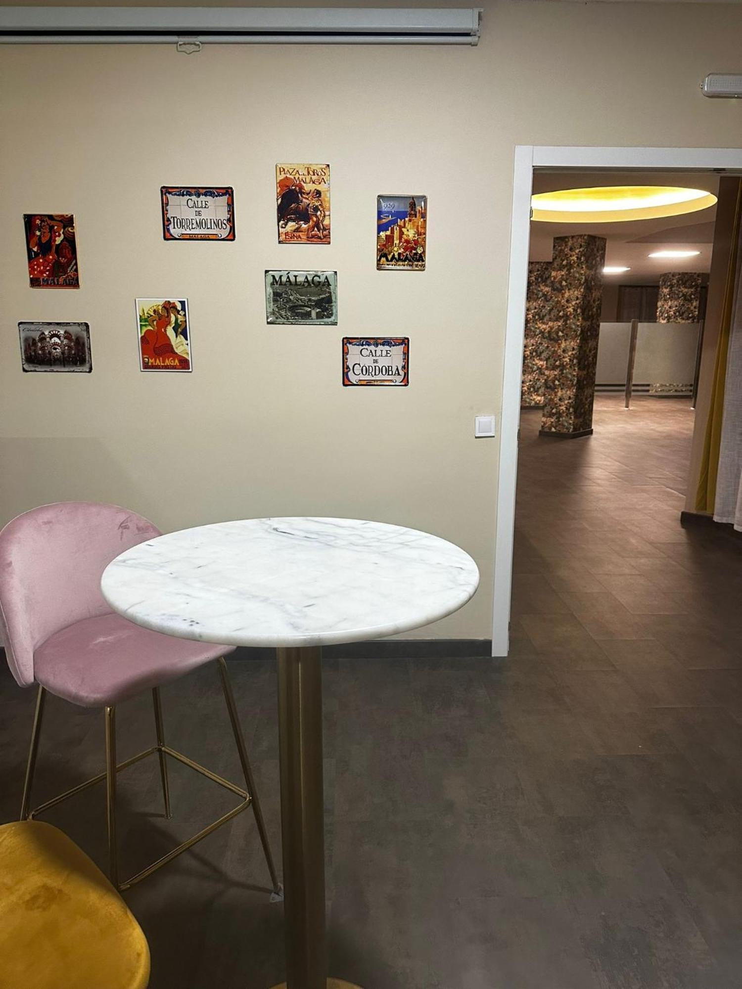 Apartamentos El Velero Torremolinos Exteriör bild