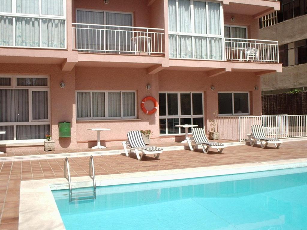 Apartamentos El Velero Torremolinos Exteriör bild